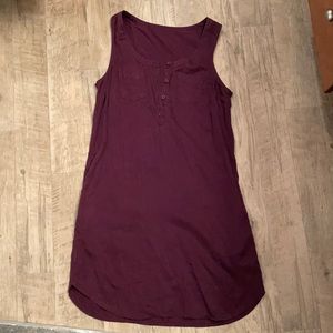 Plum sleeveless tencil dress